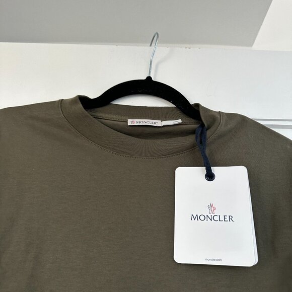 NWT Moncler Cropped Long Sleeve T-Shirt Logo Sz Medium in Olive Green Crewneck - Picture 4 of 5